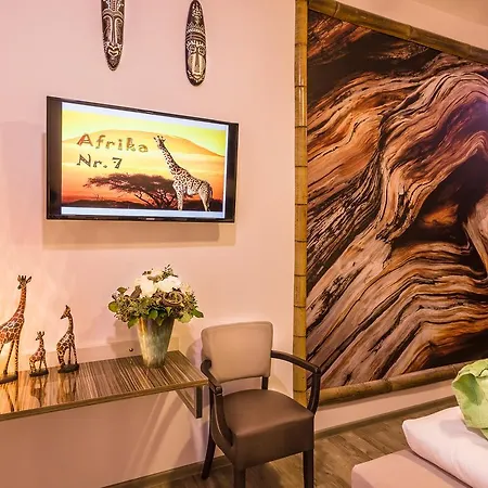 Wuschl Lounge Hotel 3*