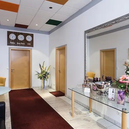 Wuschl Lounge Hotel 3*