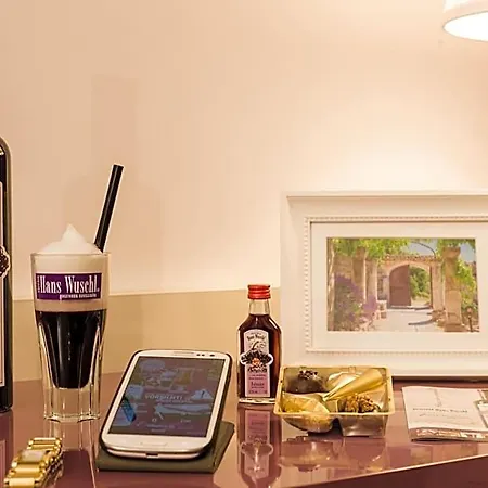 吴氏1号休息室酒店