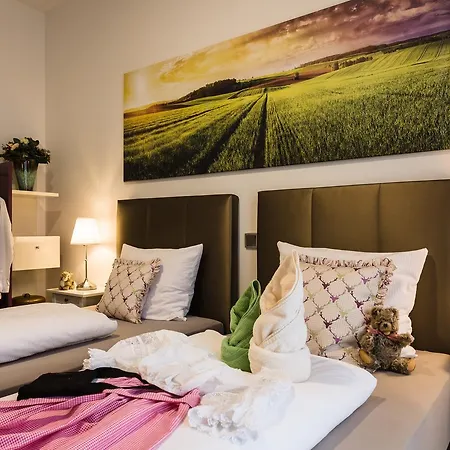 Wuschl Lounge Hotel Kuhbach (Aichach-Friedberg)